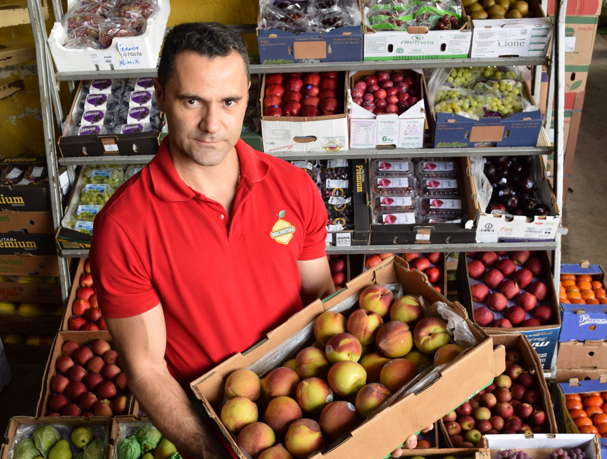 Frutas importadas pesam no bolso de empresários capixabas