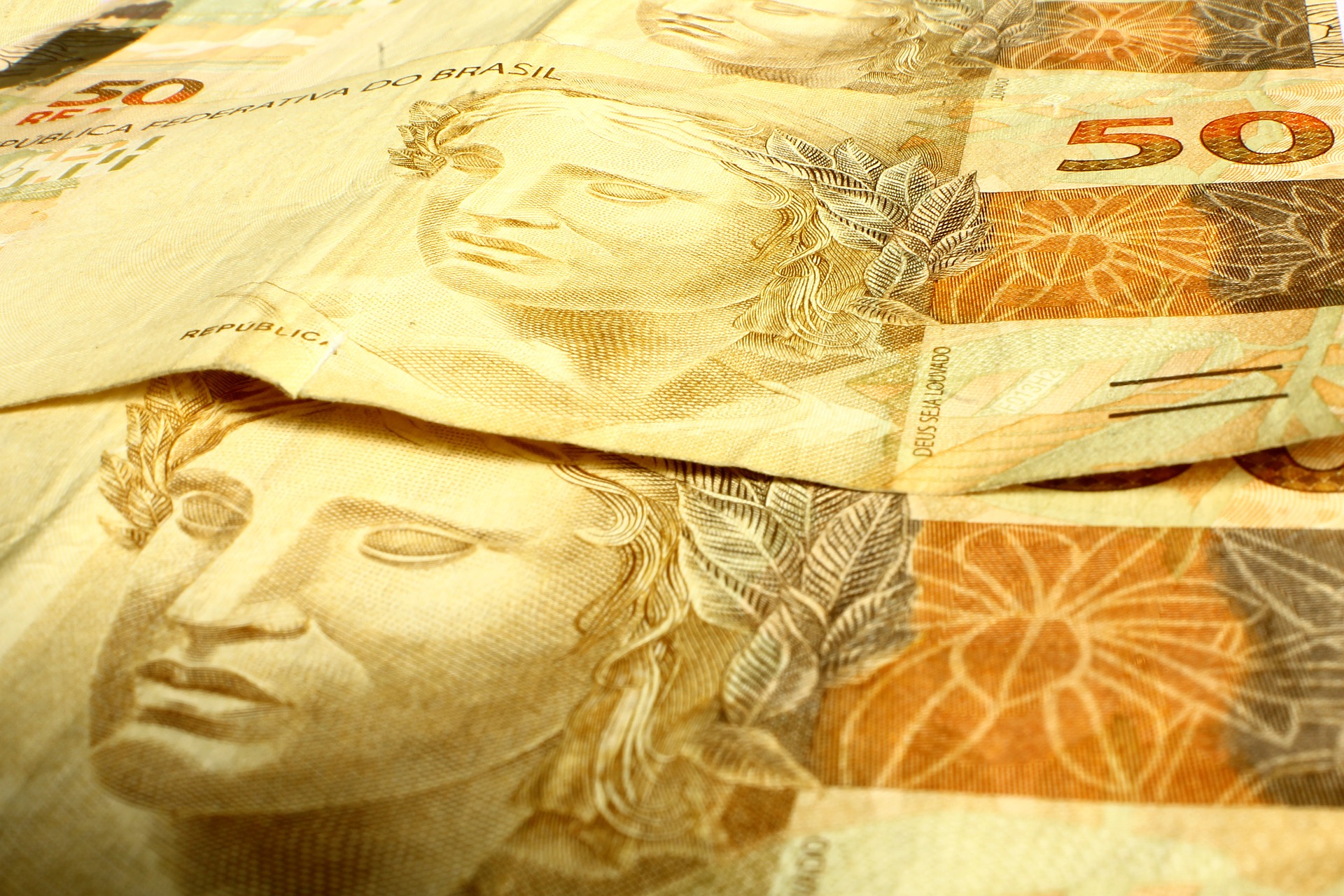 Produtores rurais contratam R$ 140,8 bilhões em crédito rural em oito meses