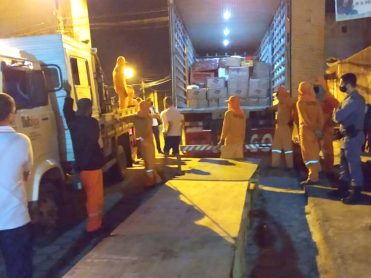 Agricultores tiveram R$ 15 mil em produtos apreendidos por Prefeitura