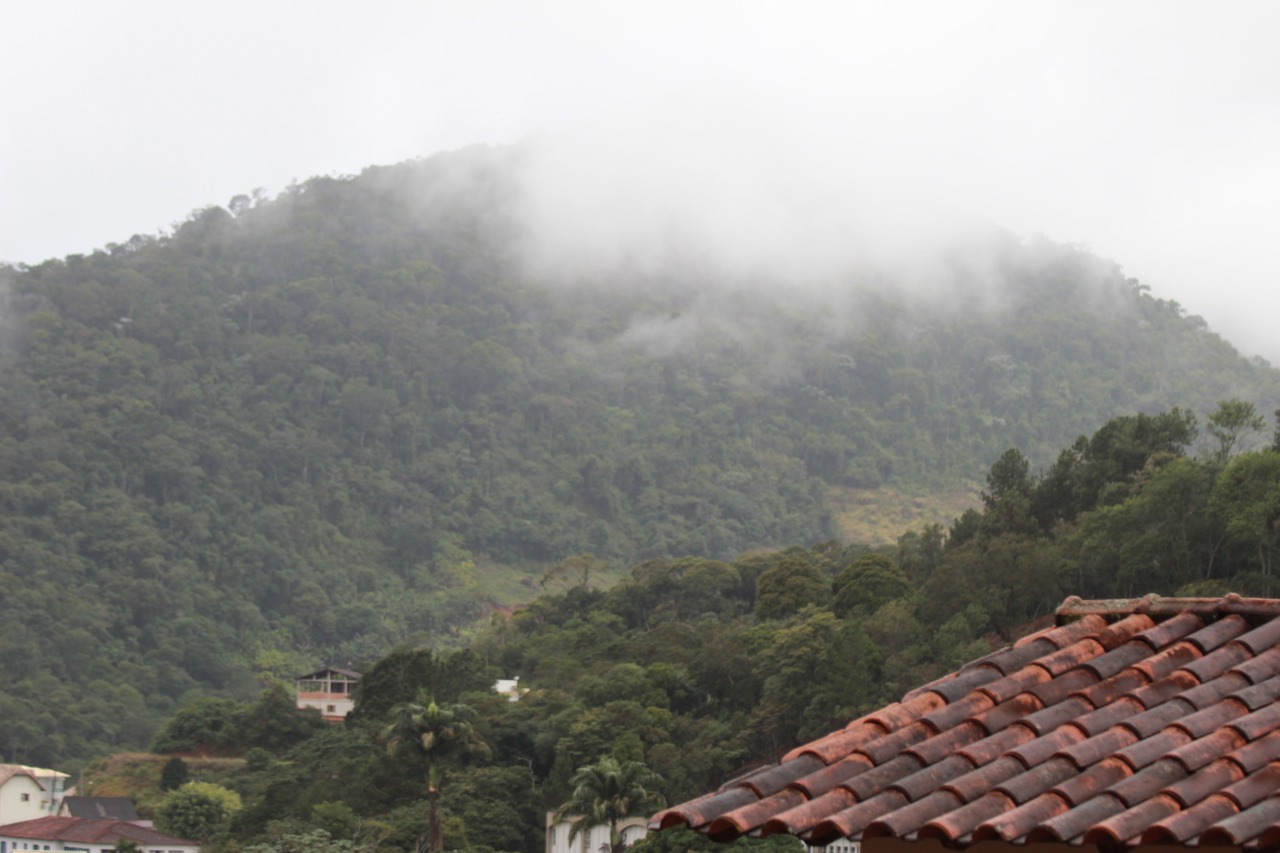 Chuva, nevoeiro e frio em boa parte do Brasil até o fim de semana