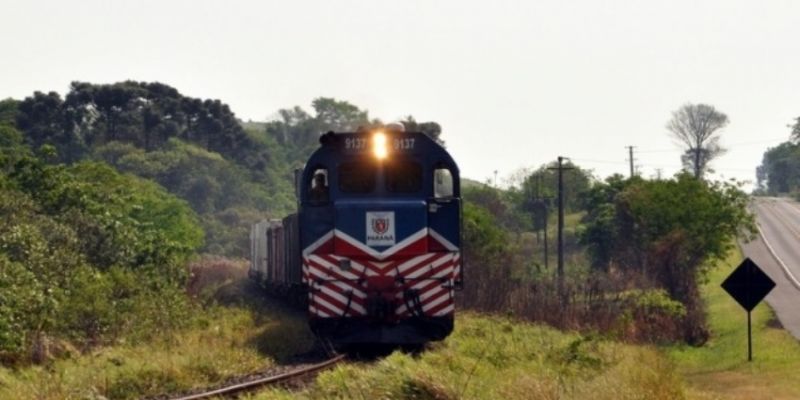 Brasil precisa investir em hidrovias e ferrovias para escoamento de mercadorias