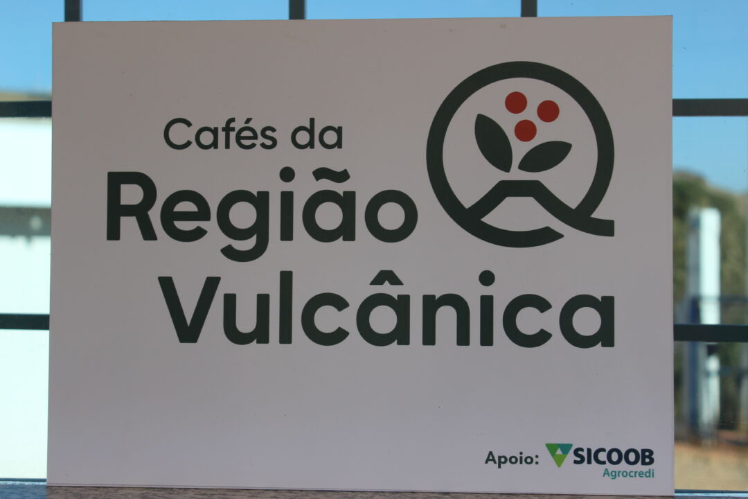 Produtores de café e de camomila recebem apoio para registrar Indicações Geográficas