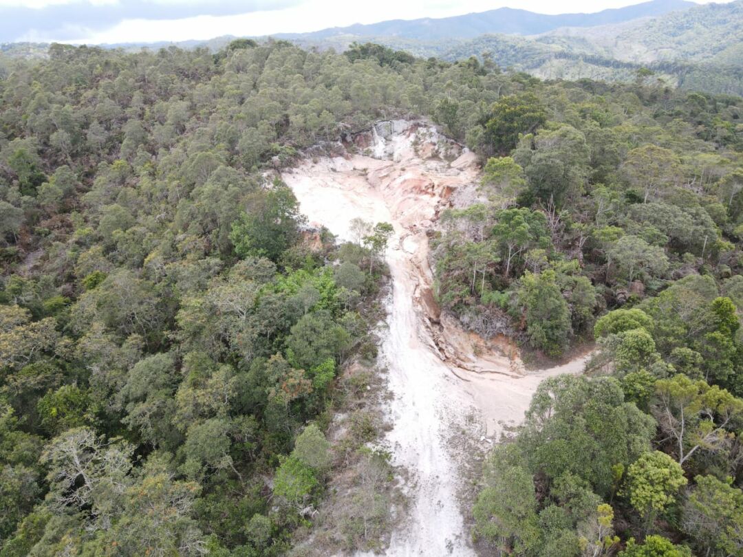 Crimes ambientais são descobertos na região de Pedra Azul