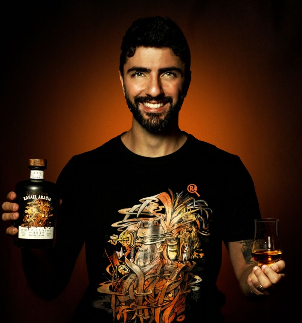 Cachaça criada por morador de Minas Gerais conquista medalha de ouro em concurso mundial