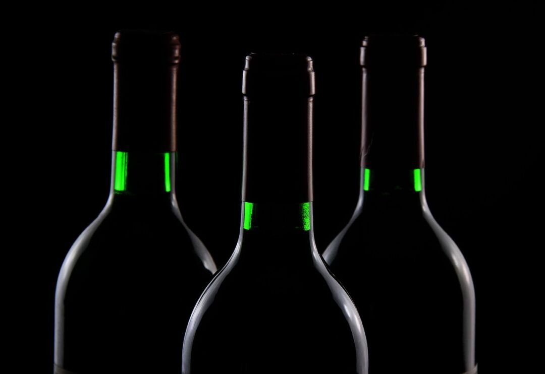 Consumo moderado de vinho tinto ajuda a remodelar em poucas semanas a microbiota intestinal