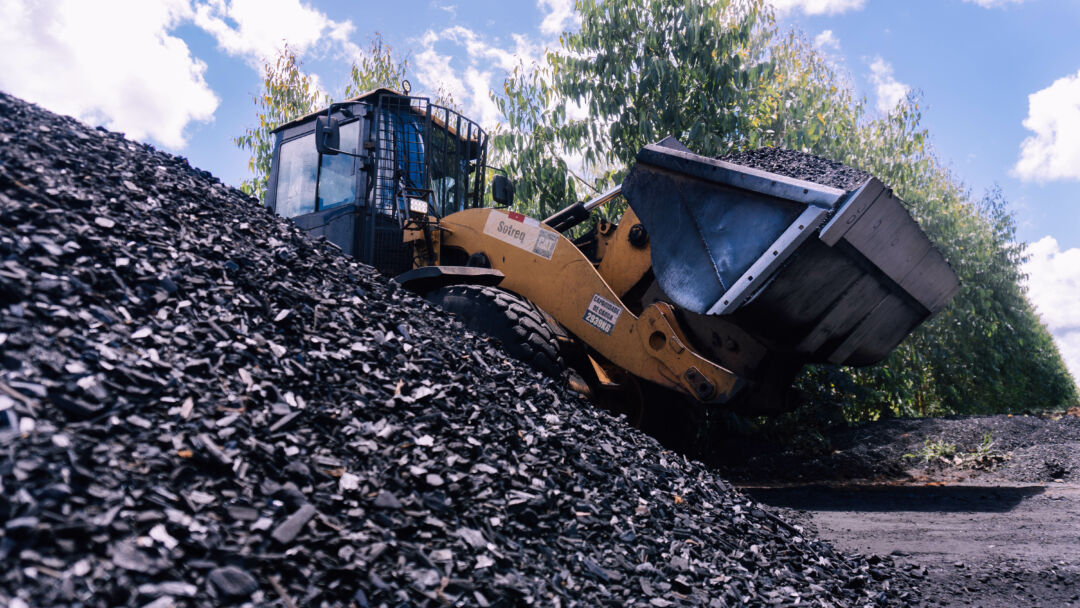 <strong>Biochar: o “ouro negro” que remove dióxido de carbono da atmosfera e melhora condições do solo</strong>