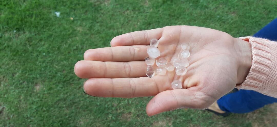 Feriado é marcado por chuva de granizo nas montanhas do Espírito Santo