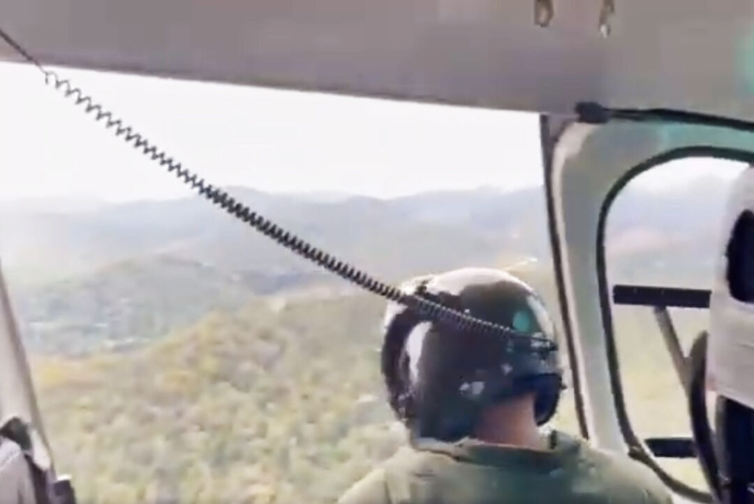 Vídeo: emparque no helicóptero que lançou 500 quilos de sementes de árvores em Santa Teresa