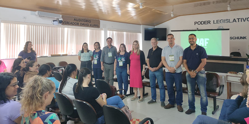 Agentes comunitários de Marechal Floriano são capacitados sobre influenza aviária