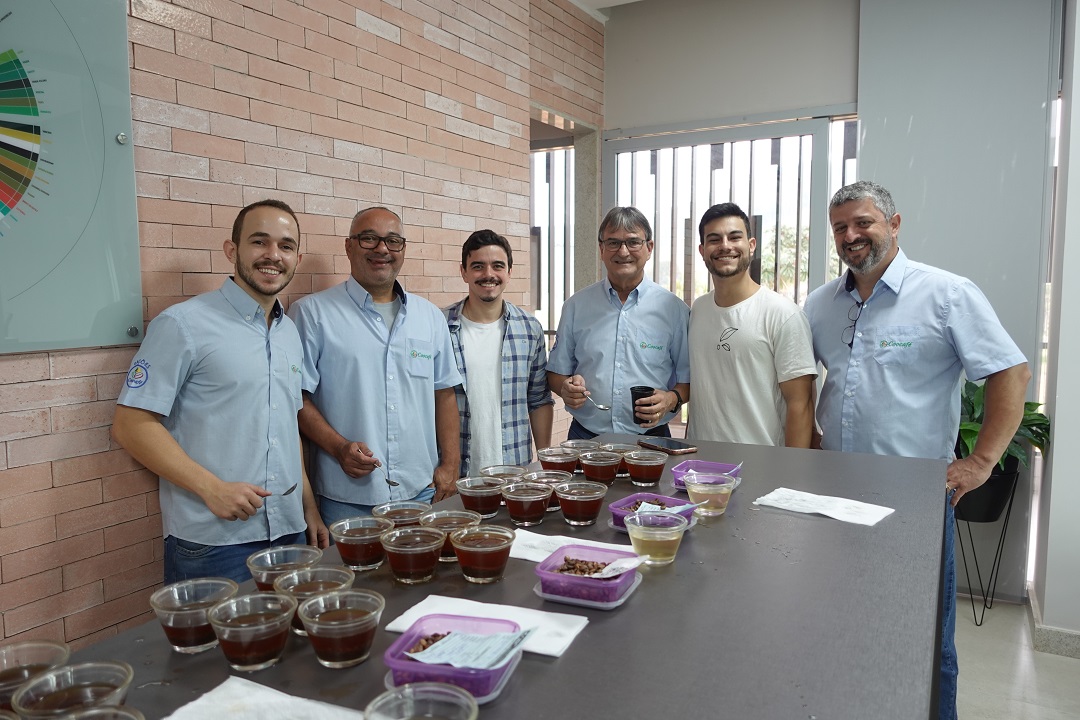 Coocafé participa de feira internacional de cafés na europa