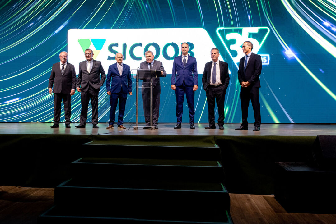 Sicoob celebra 35 anos de cooperativismo de crédito no Estado