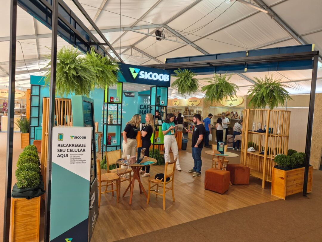 Sicoob é destaque na maior feira de turismo rural do Espírito Santo