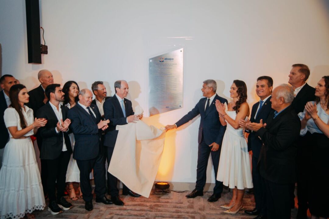 Produtores de algodão da Bahia inauguram o maior Centro de Análise de Fibras da América Latina
