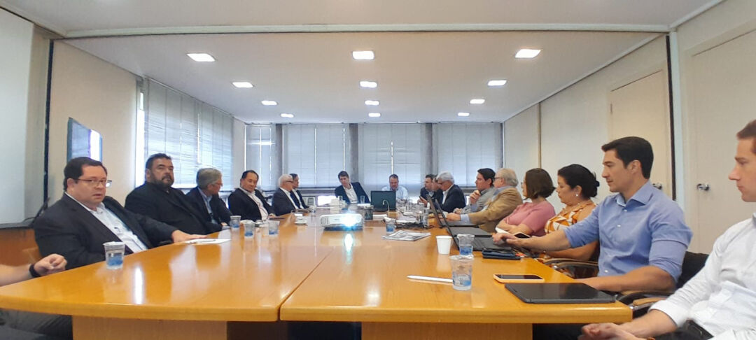 Márcio Ferreira é reeleito presidente do Cecafé para o biênio 2025/26