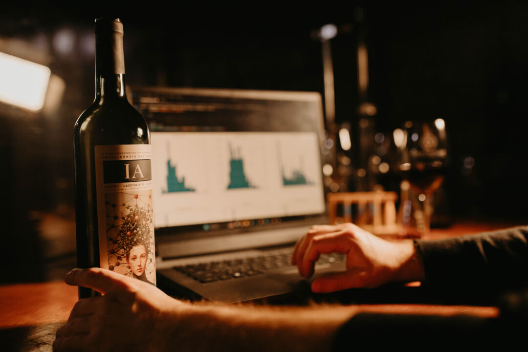 Vinho criado com inteligência artificial é atração na maior feira de vinhos da América Latina