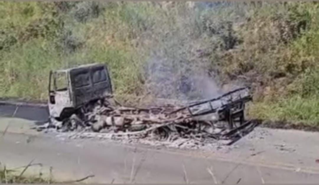 Empresária de Marechal Floriano tem caminhão incendiado e sofre agressões em protesto indígena. Veja o vídeo!