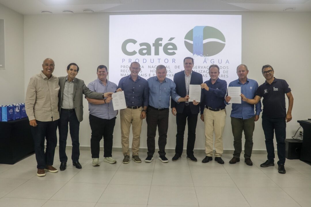 Programa Café Produtor de Água chega ao Espírito Santo para preservar mananciais e fortalecer cafeicultura sustentável