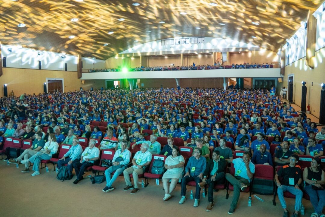 Educadores e estudantes de escolas do interior capixaba são premiados no programa Agrinho