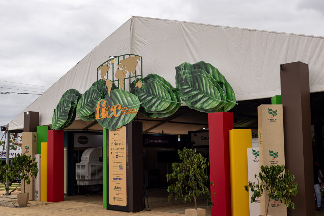 Feira Internacional do Café Conilon reúne inovação, negócios e turismo em Jaguaré