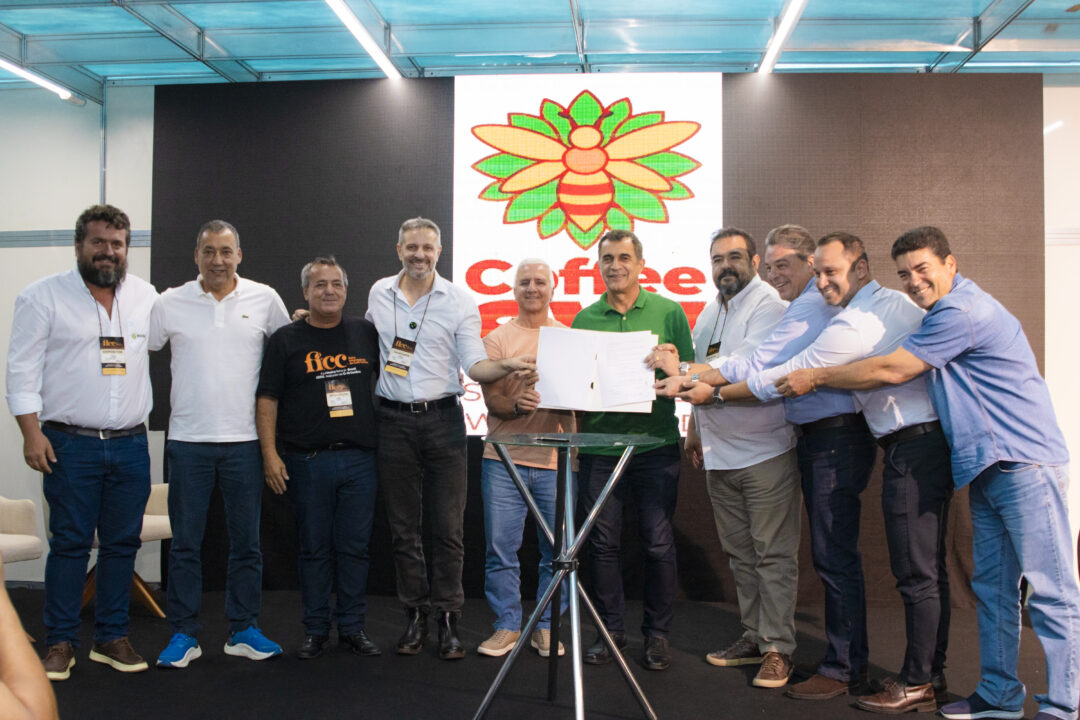Parceria entre ES Gás e CCCV quer modernizar a secagem do café capixaba com uso de gás natural