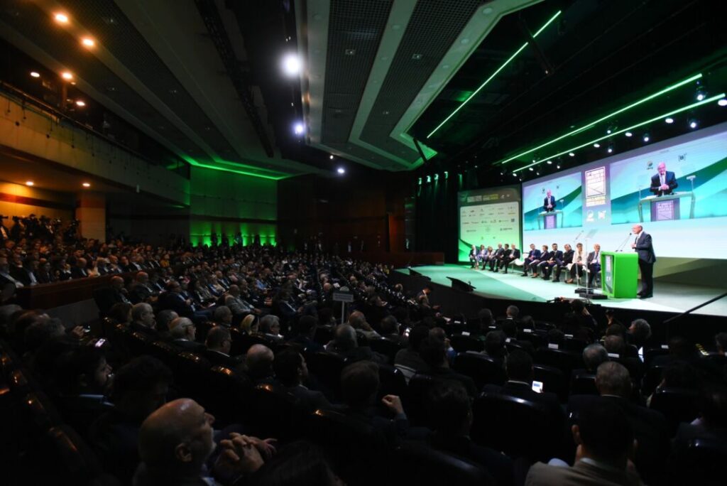 Congresso do Agronegócio cobra planejamento de longo prazo para o setor brasileiro