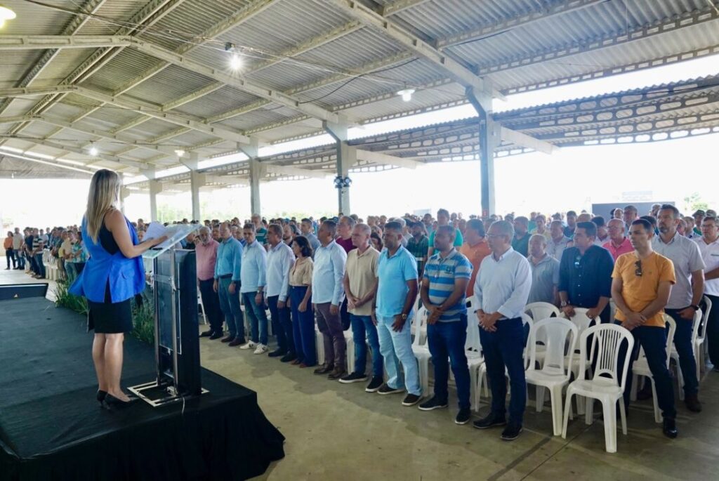 Um dos destaques da programação será a palestra “Tendências do mercado da pimenta-do-reino”, conduzida por Juliano Câmara, commodity broker e diretor-geral da COREIMEX Representações Ltda. A empresa atua desde 2012 na intermediação de especiarias e commodities, com clientes e fornecedores nos quatro continentes.