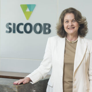 Sicoob ES sobe 26 posições em ranking nacional de melhores empresas para trabalhar