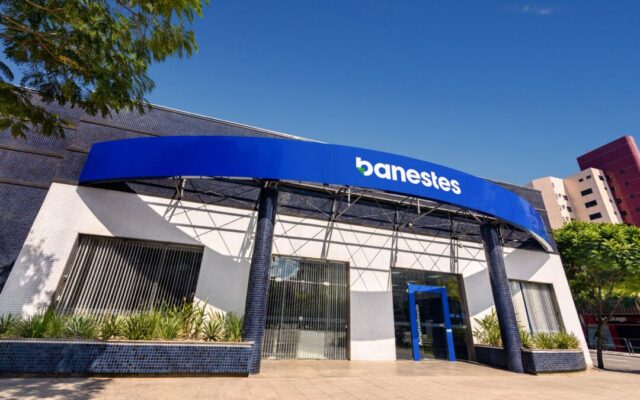 Banestes abre inscrições para concurso com salários de até R$ 5,6 mil