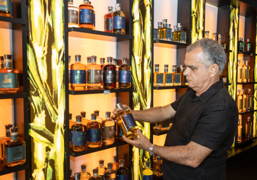 4 – O empresário Ralphe Ferreira Júnior planeja expandir a marca com a abertura de novas lojas próprias no Espírito Santo e em out