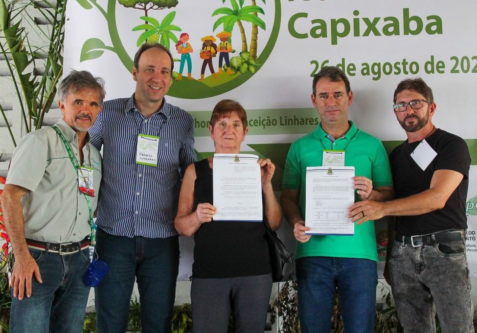 Assinatura-de-Decreto-e-Edital-voltadas-a-producao-agroecologica-e-organica-–-Foto-Kevyn-Fracalossi-22-1024x682-1