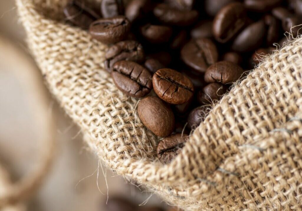 CAFE_FREEPIK-2