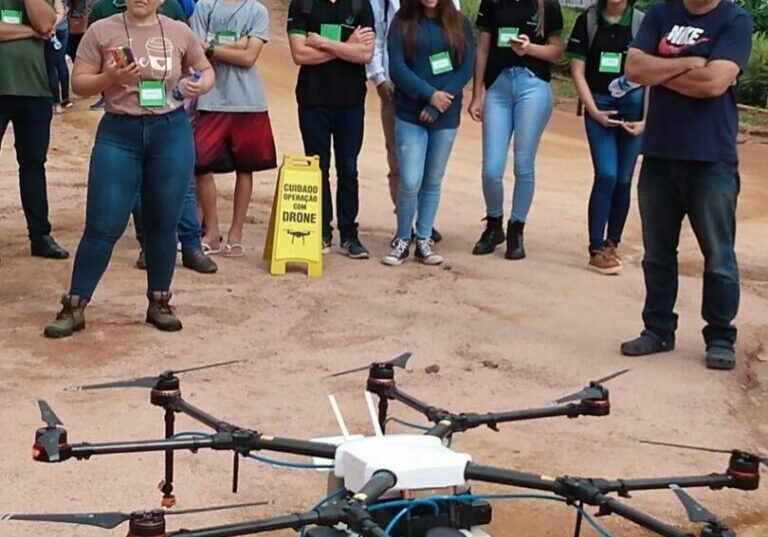 ESTUDANTES_DRONES