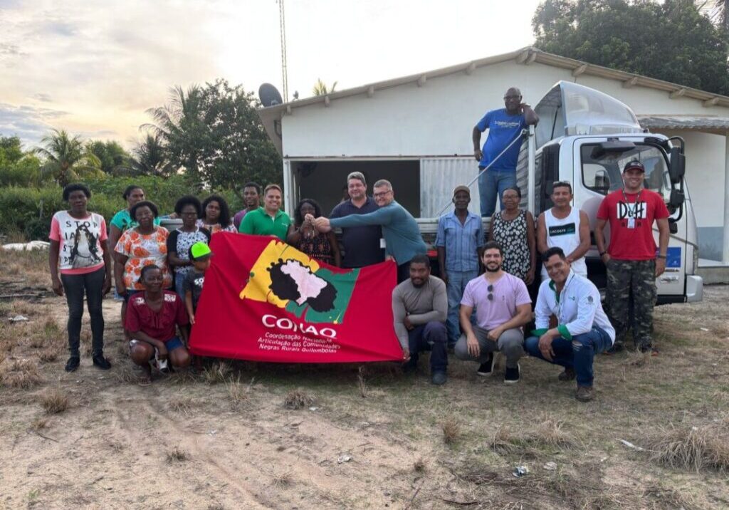 Entrega de caminhão para comunidade quilombola São Domingos 01