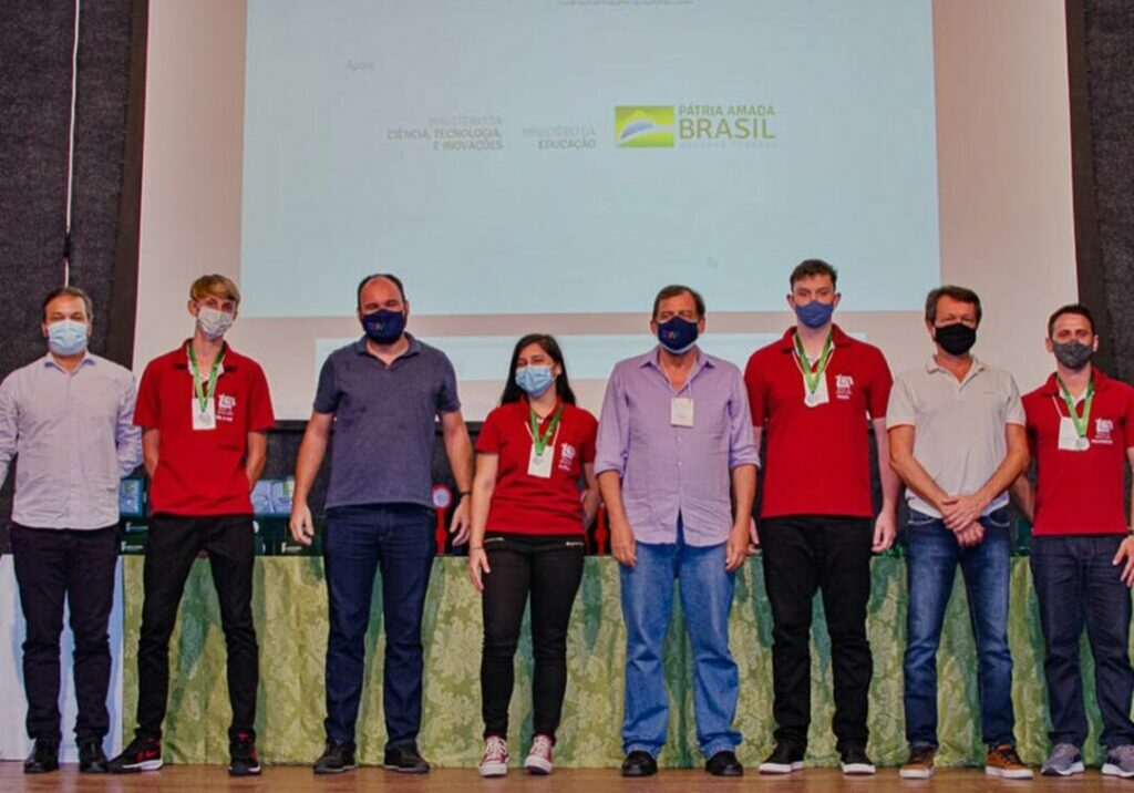 Estudantes-de-Marechal-1