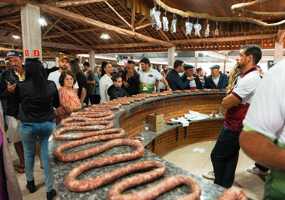 Linguiça gigante ok