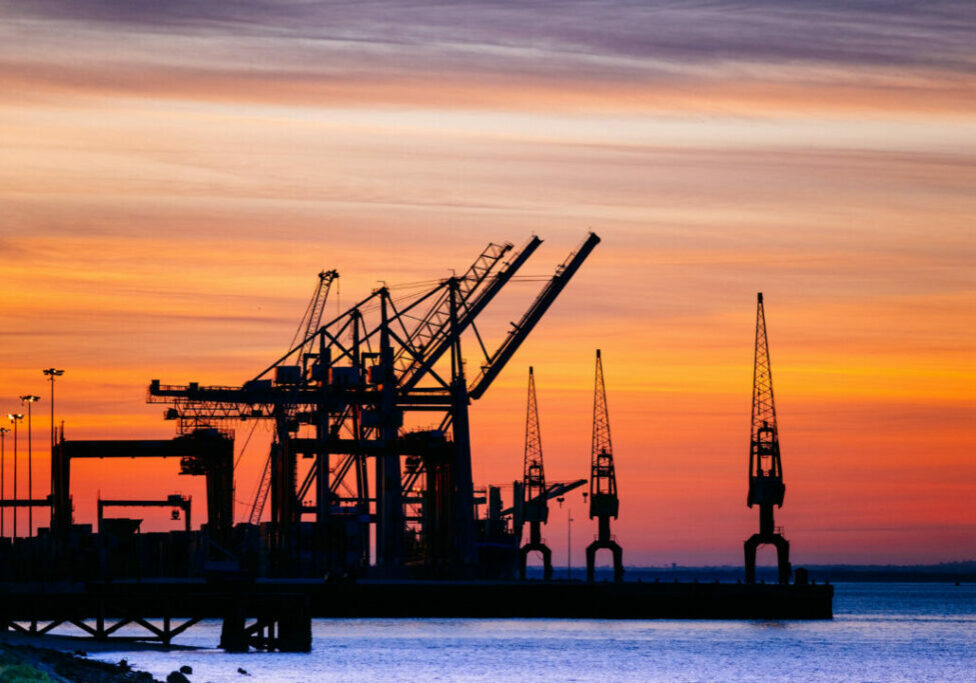 Petróleo, indústria - Freepik