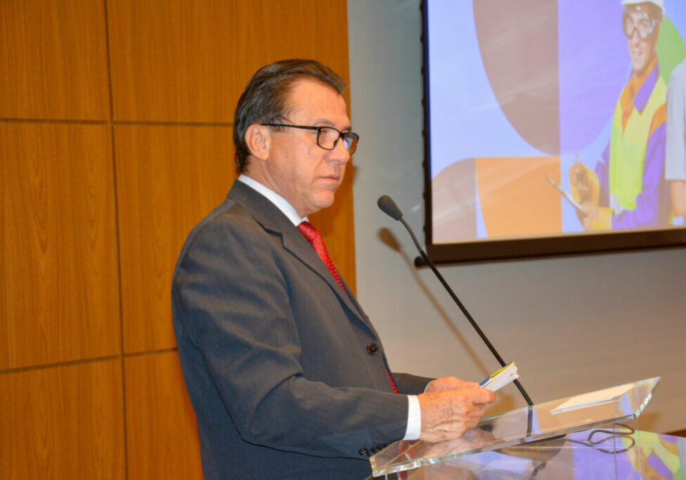ministro-luiz-marinho
